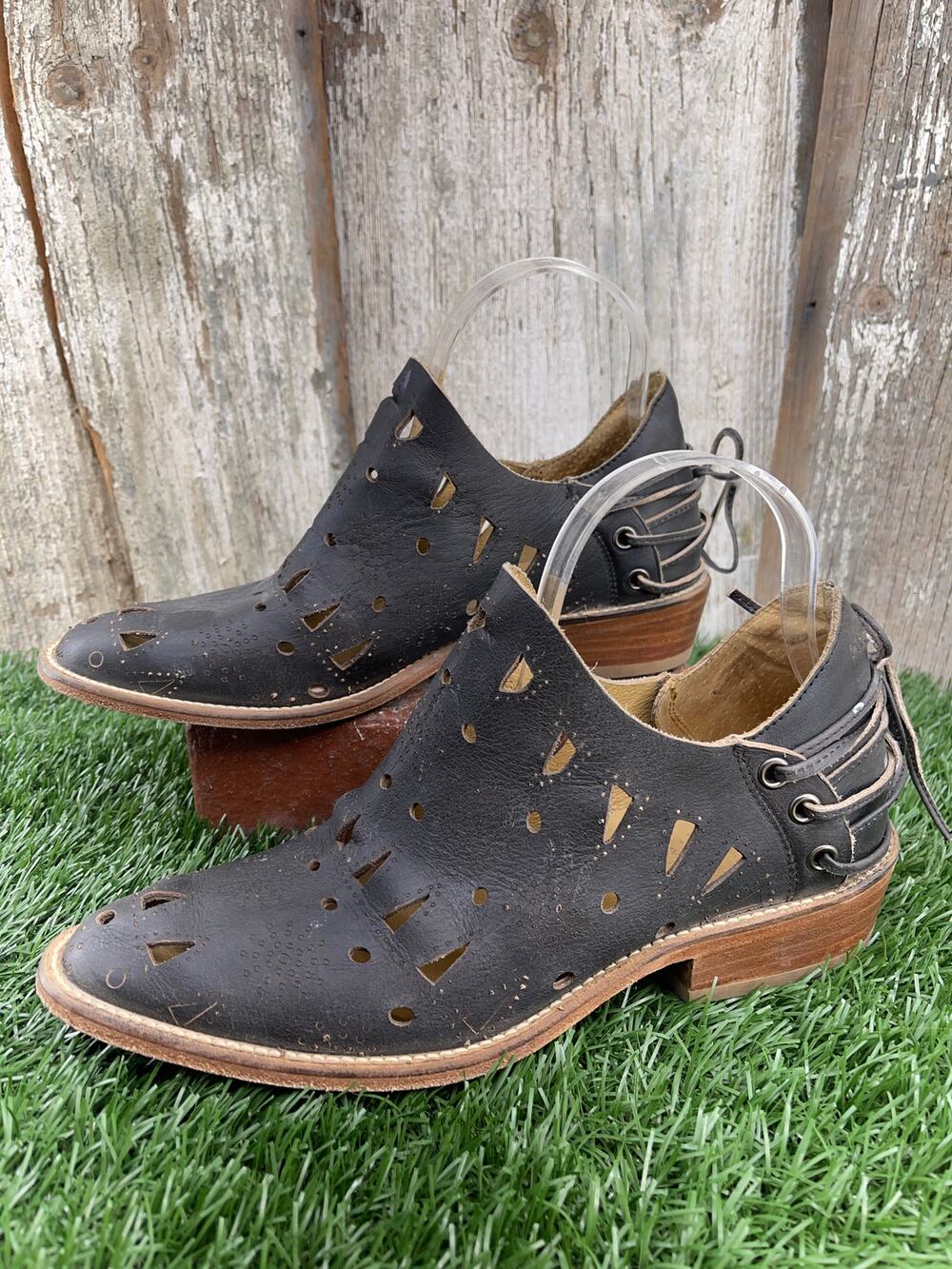 Anthropologie Musse and Cloud Anisse Gray Leather Slip-on Bootie 8